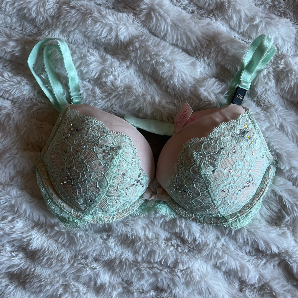Victoria's Secret Mint Lace Bra with Sparkle